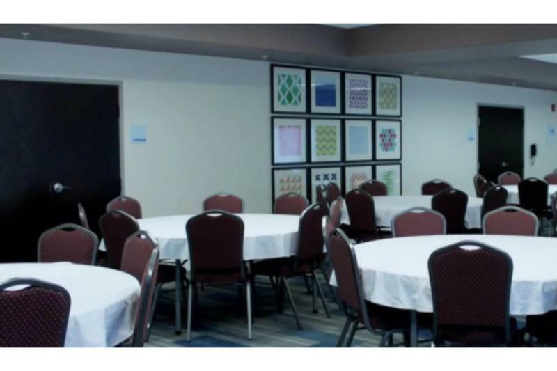 Holiday Inn Express Hotel & Suites Glasgow By Ihg Kültér fotó